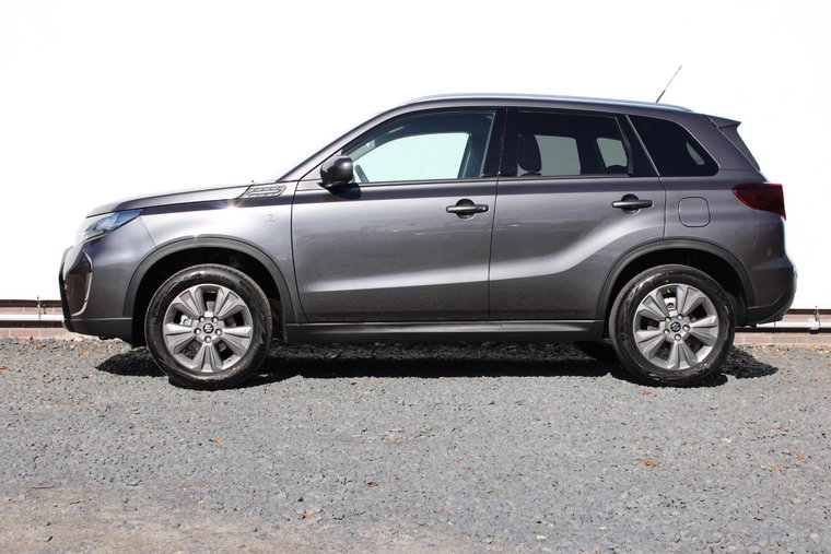 Vehicle Image 13