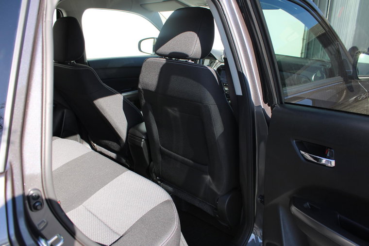 Vehicle Image 30