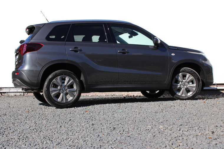 Vehicle Image 9