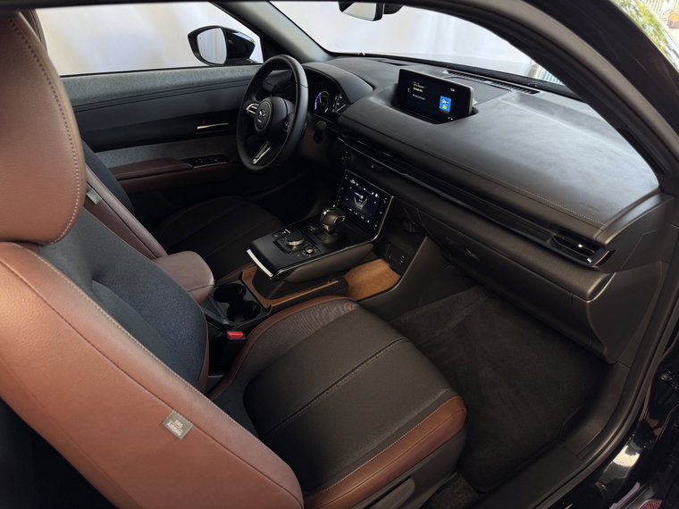 Vehicle Image 35