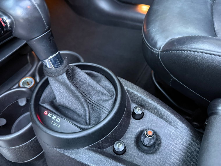 Vehicle Image 31