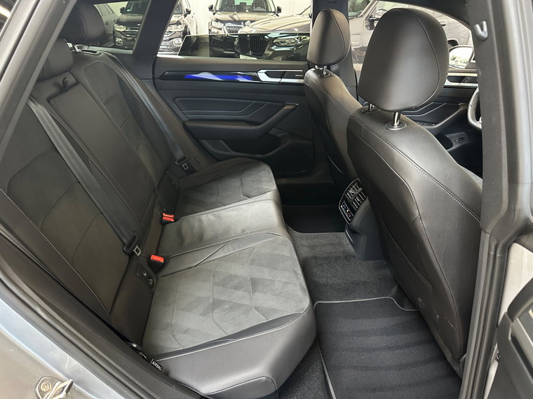 Vehicle Image 33