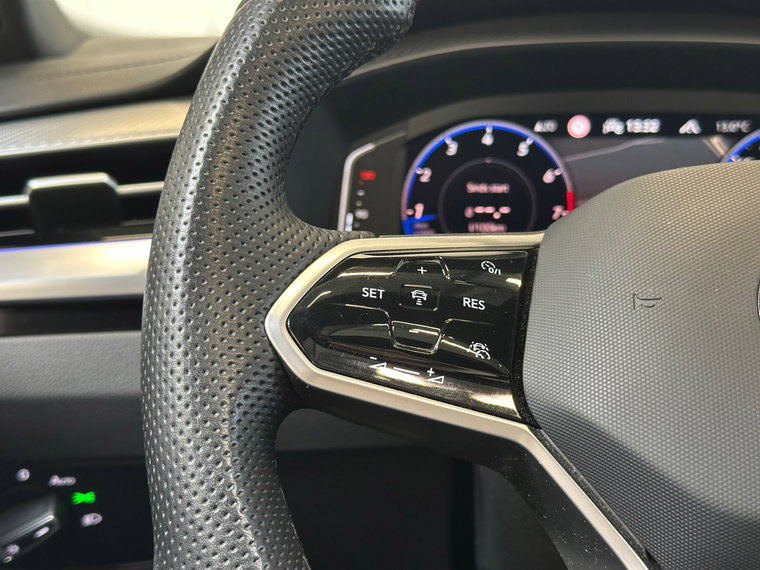 Vehicle Image 39