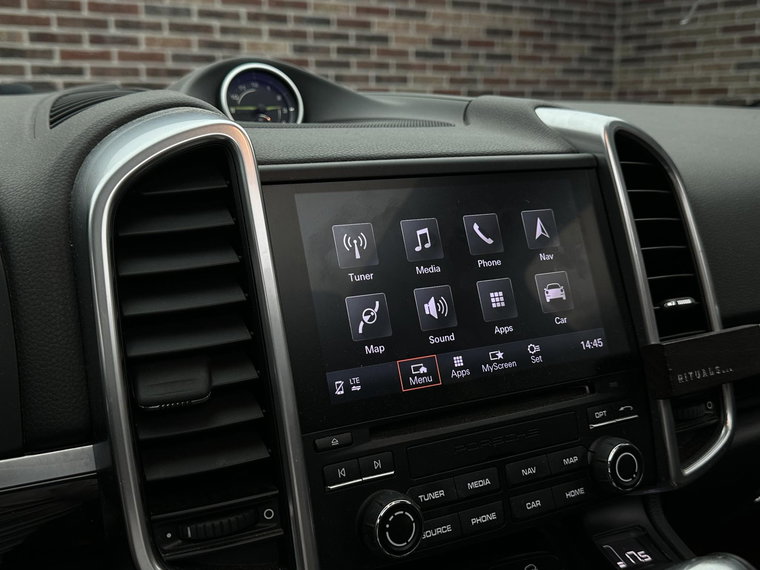 Vehicle Image 22