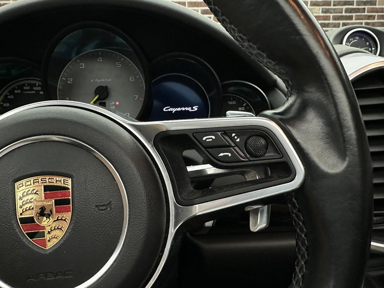 Vehicle Image 26