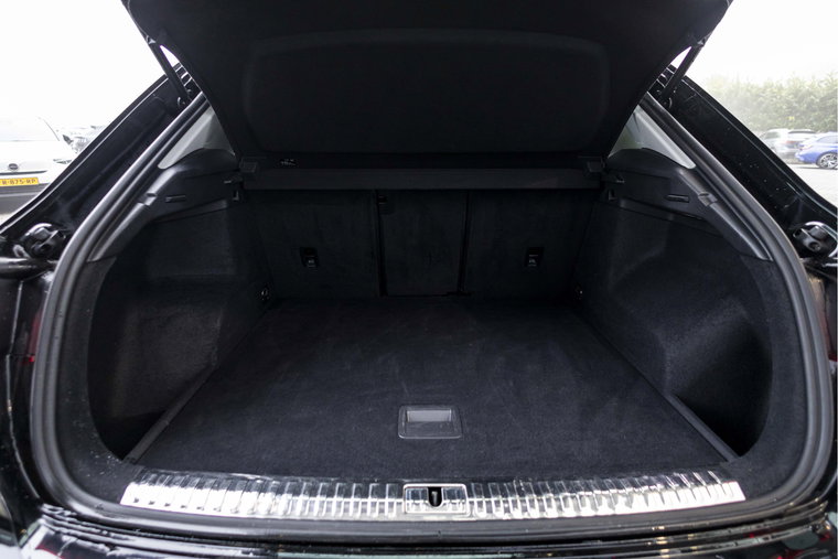 Vehicle Image 36