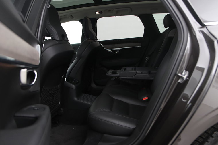 Vehicle Image 46