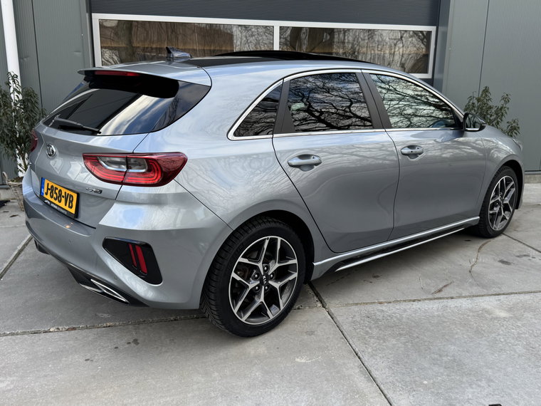 Vehicle Image 37