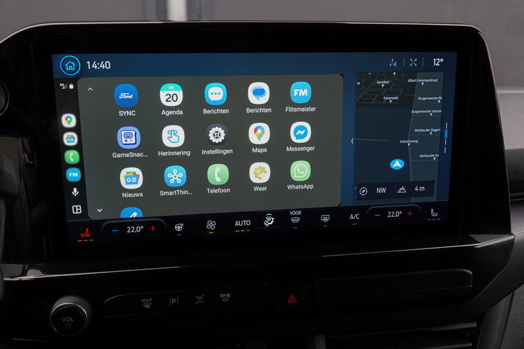 Vehicle Image 12