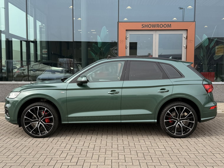 Vehicle Image 12