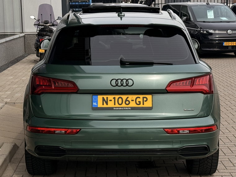 Vehicle Image 22