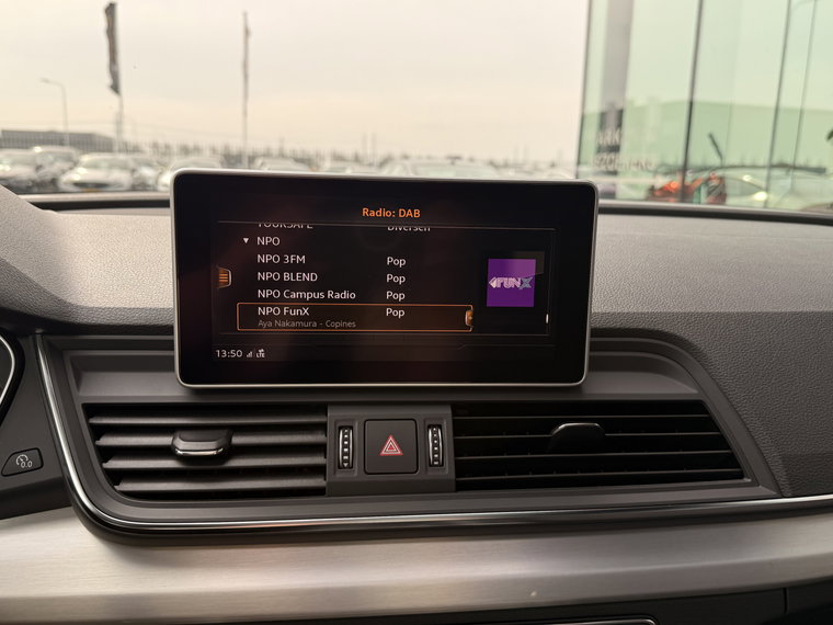 Vehicle Image 35