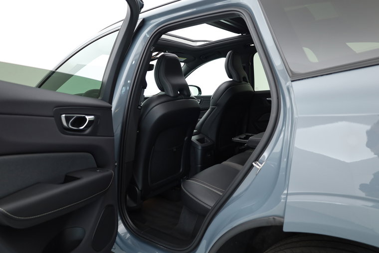Vehicle Image 37