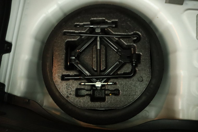 Vehicle Image 31