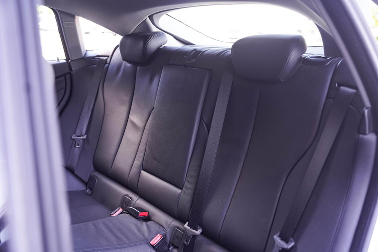 Vehicle Image 36
