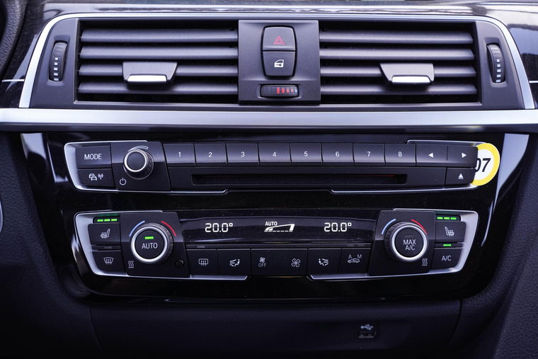 Vehicle Image 41