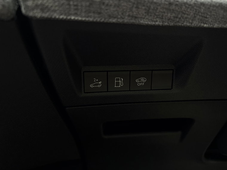 Vehicle Image 45