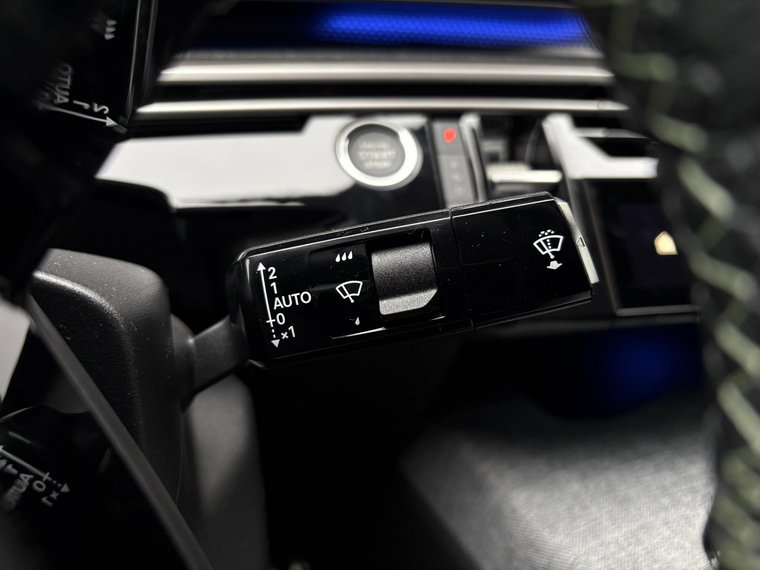 Vehicle Image 50