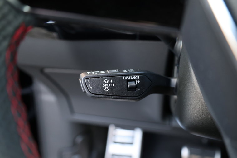 Vehicle Image 27