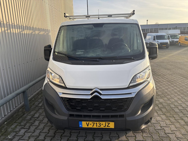 Vehicle Image 26