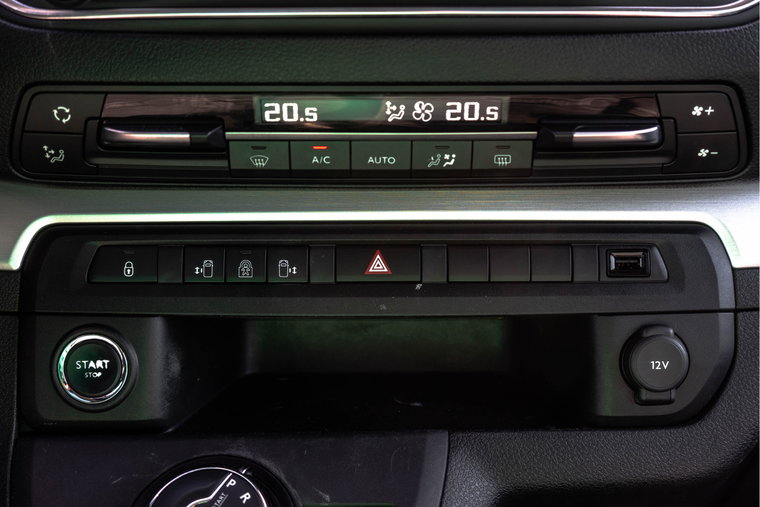 Vehicle Image 27