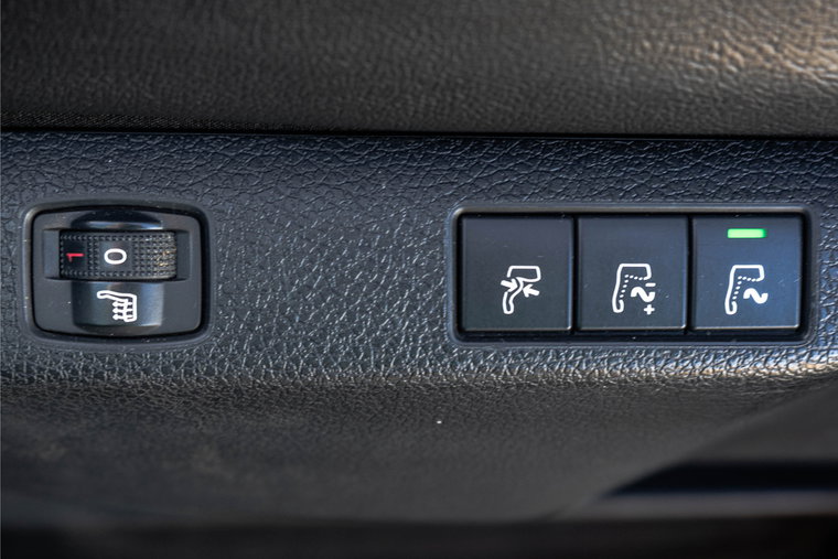 Vehicle Image 30