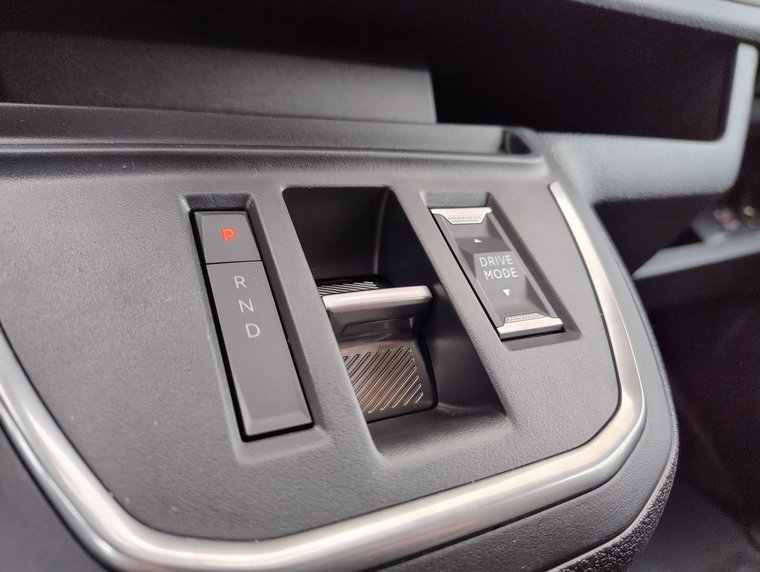Vehicle Image 26