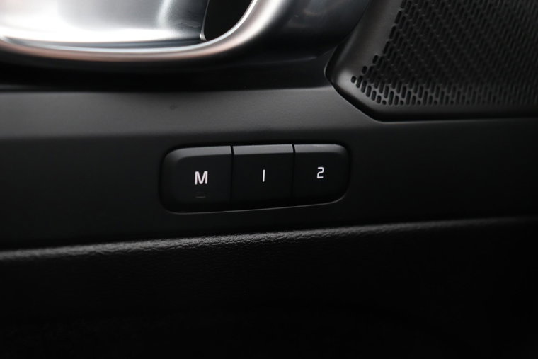 Vehicle Image 42