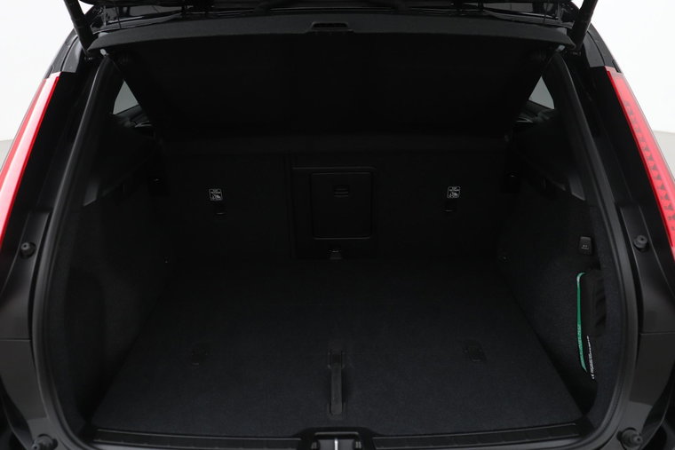 Vehicle Image 48