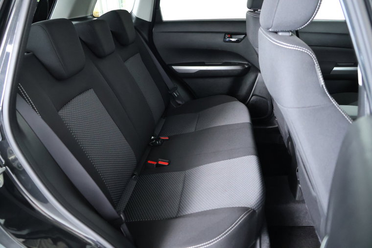Vehicle Image 13