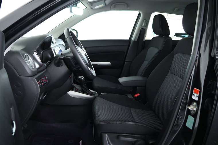 Vehicle Image 10