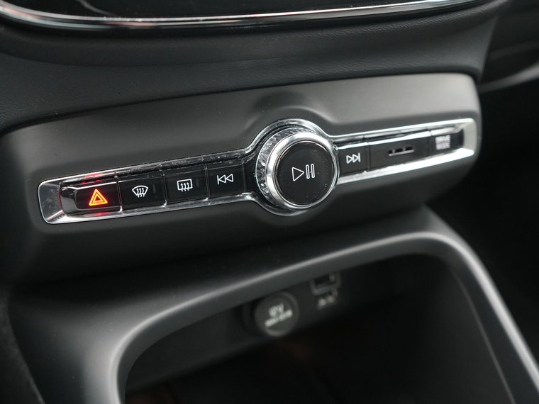 Vehicle Image 45
