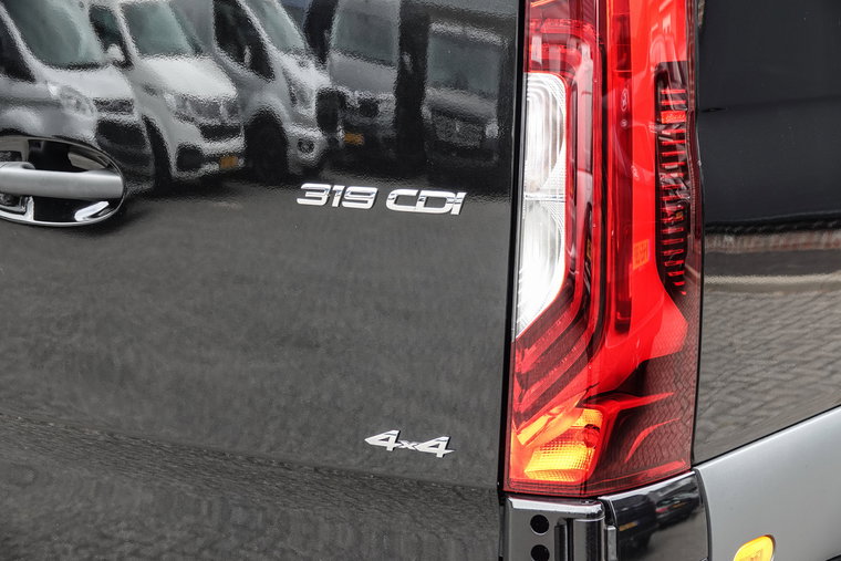 Vehicle Image 45