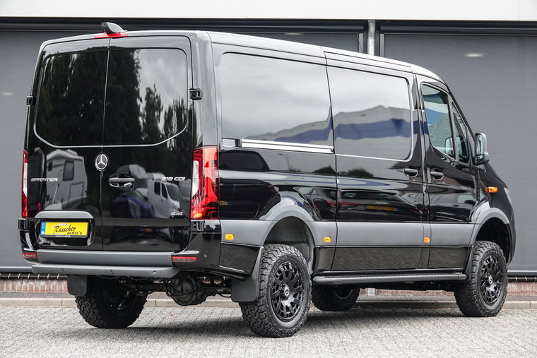 Vehicle Image 48