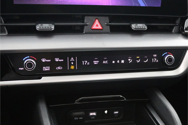 Vehicle Image 26