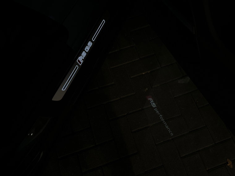 Vehicle Image 43