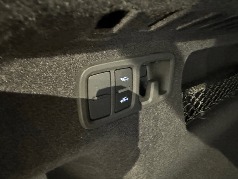 Vehicle Image 45