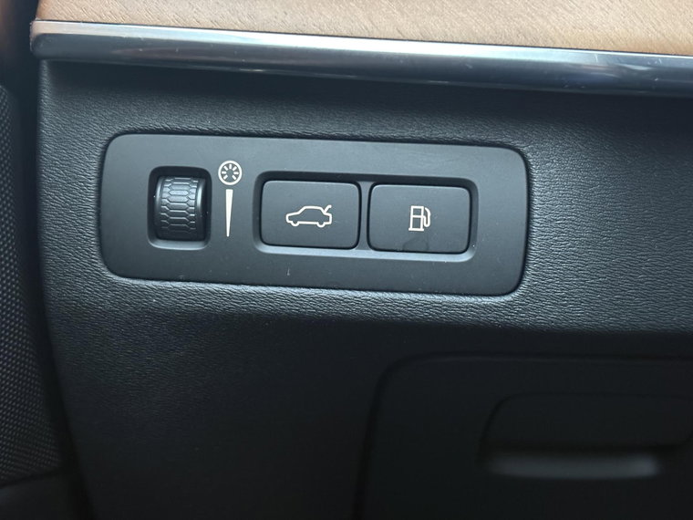 Vehicle Image 29