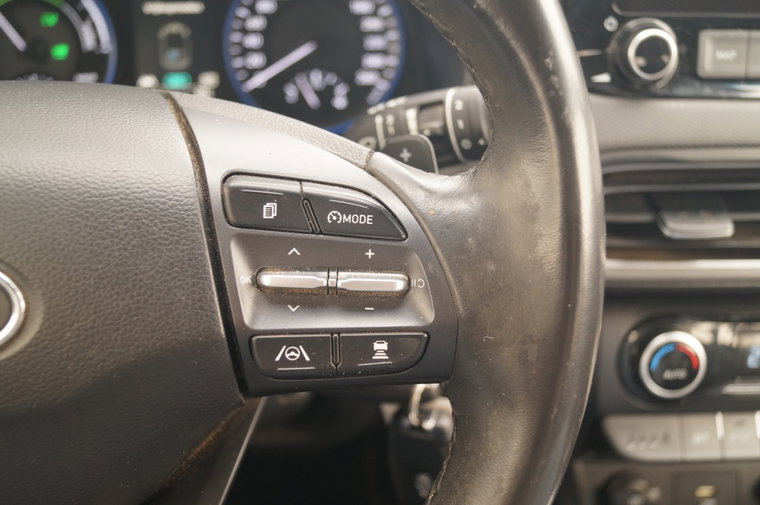 Vehicle Image 23