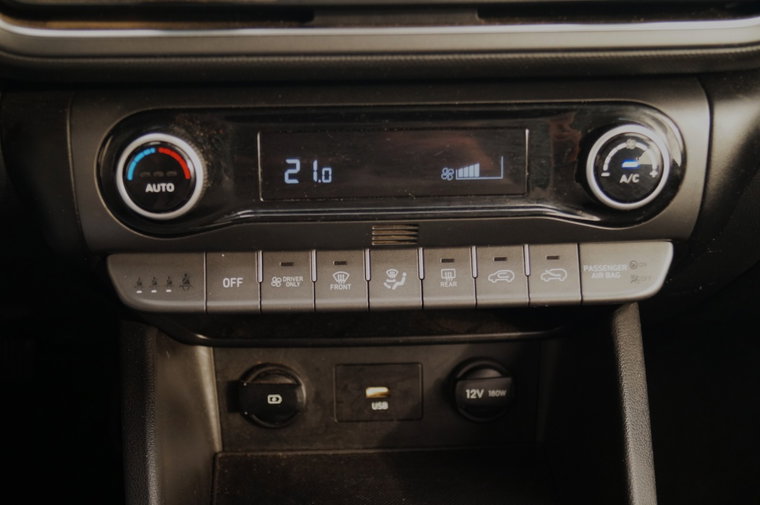 Vehicle Image 29