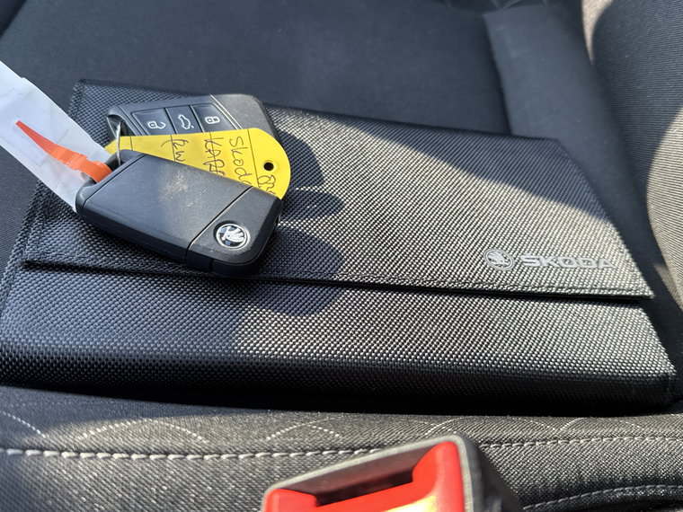 Vehicle Image 37