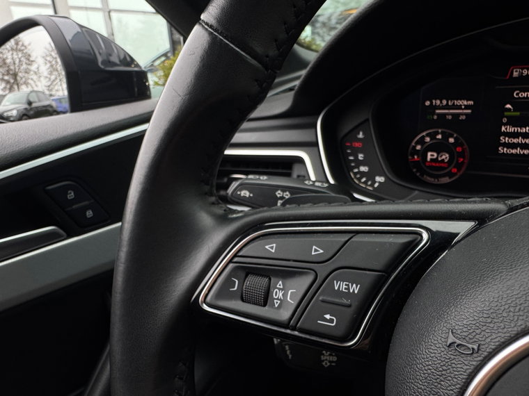 Vehicle Image 45