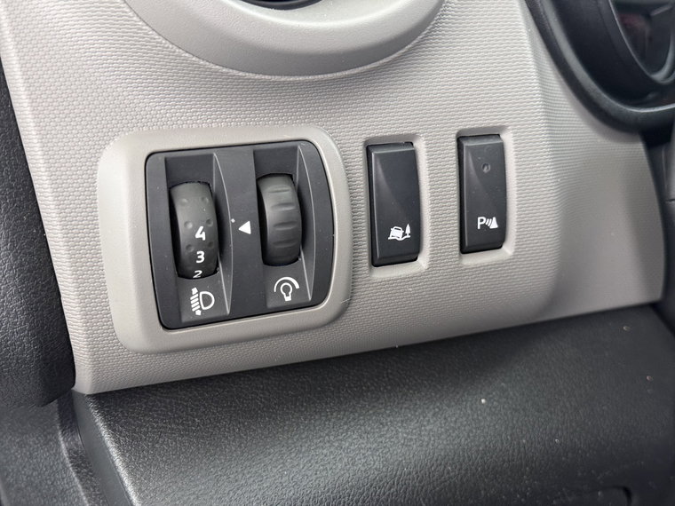 Vehicle Image 26