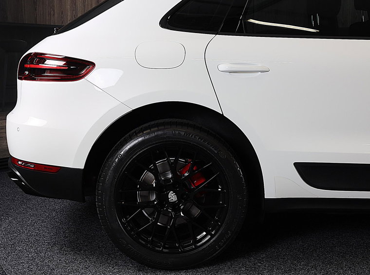 Vehicle Image 50