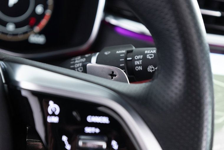 Vehicle Image 36