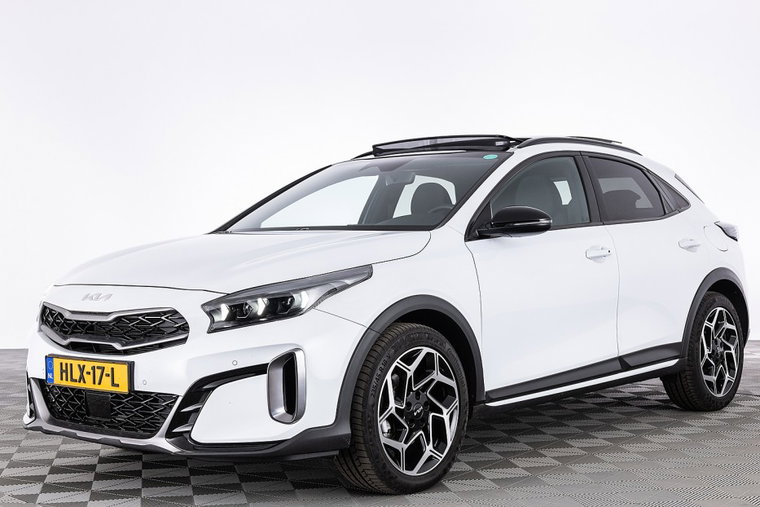 Vehicle Image 38