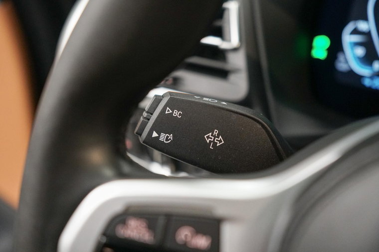 Vehicle Image 45