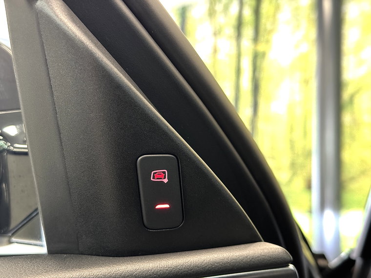 Vehicle Image 40