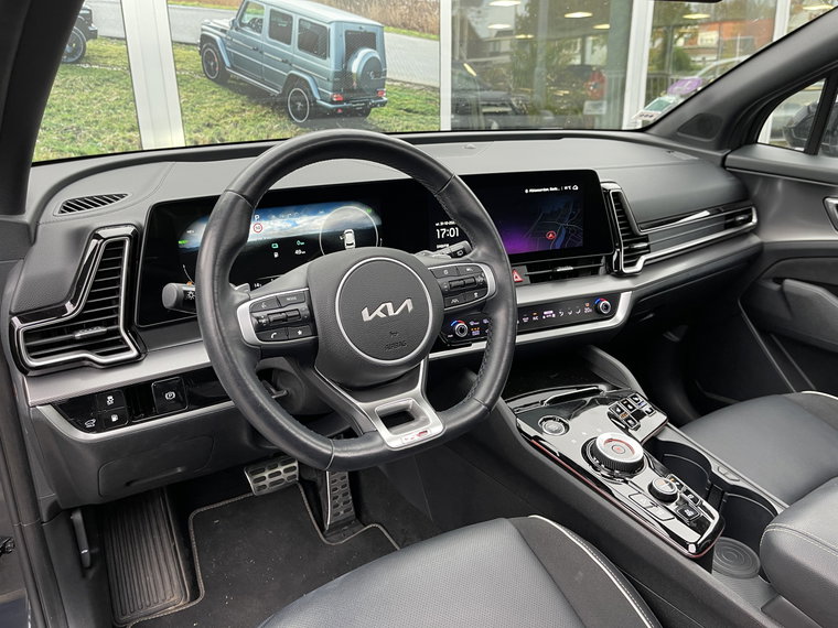 Vehicle Image 35
