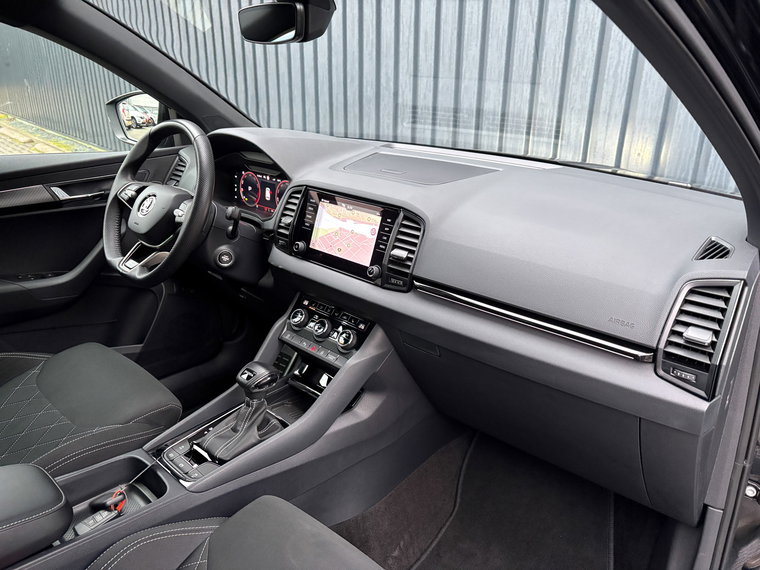 Vehicle Image 16
